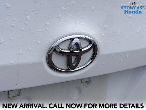Used 2016 Toyota Corolla LE FWD image 11