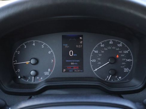 Used 2024 Toyota Corolla LE FWD image 23