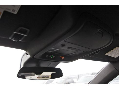 Used 2025 Cadillac XT4 Premium Luxury FWD image 26