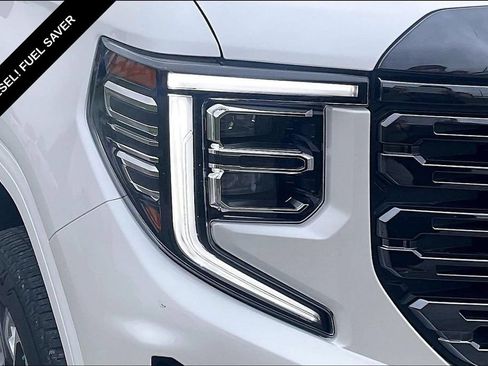 Used 2024 GMC Sierra 1500 Denali Ultimate AWD/4WD image 26