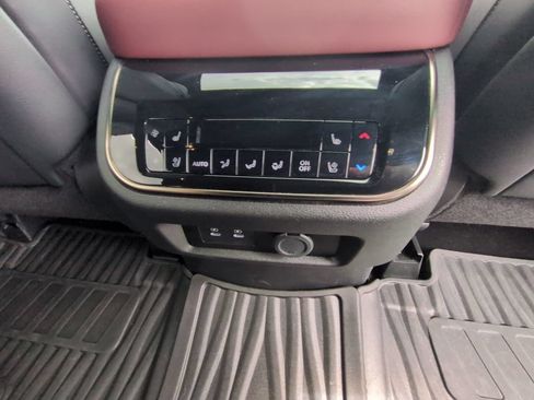 Used 2025 INFINITI QX80 Autograph w/ Autograph Exterior Package AWD/4WD image 30