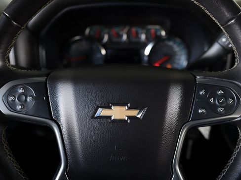 Used 2018 Chevrolet Silverado 1500 LT w/ All Star Edition image 11