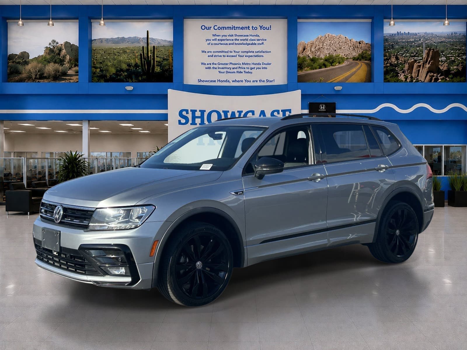 Used 2021 Volkswagen Tiguan SE R-Line w/ 3rd Row Seat Package AWD/4WD image 2