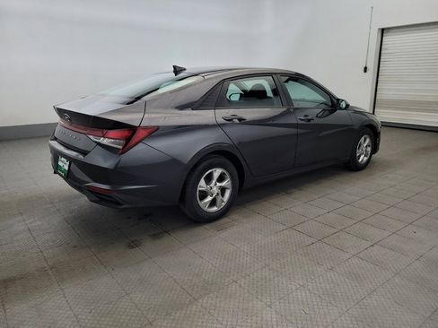 Used 2021 Hyundai Elantra SE FWD image 10