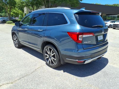 Used 2019 Honda Pilot Touring image 8