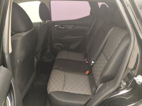 Used 2017 Nissan Rogue Sport SV FWD image 18