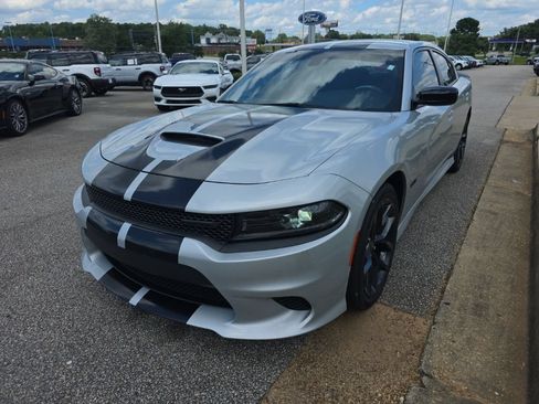 Used 2023 Dodge Charger R/T w/ Blacktop Package RWD image 2