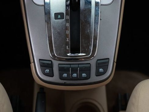 Used 2007 Chevrolet Equinox LS FWD image 39