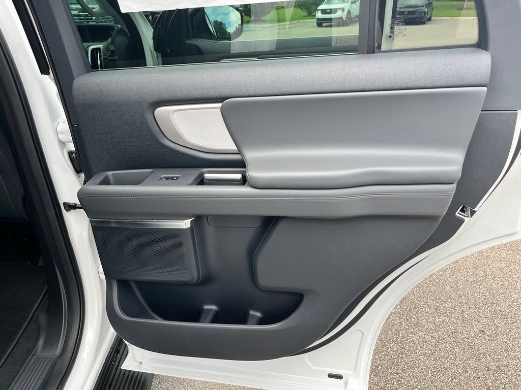 New 2027 Ford Expedition Active AWD/4WD image 10