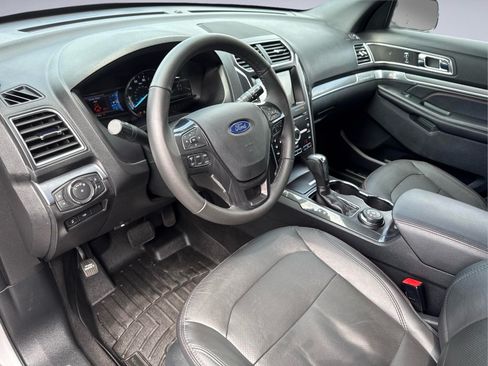 Used 2019 Ford Explorer Sport AWD/4WD image 16