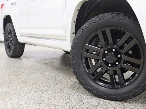 Used 2013 Toyota 4Runner Limited image 4