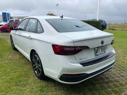 Used 2024 Volkswagen Jetta Sport FWD image 23