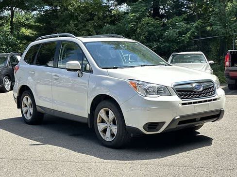 Used 2015 Subaru Forester 2.5i Premium w/ All-Weather Package AWD/4WD image 19