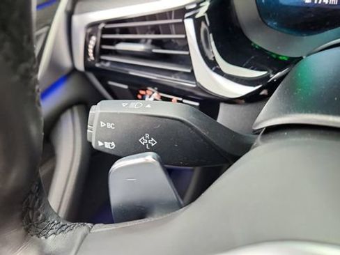 Used 2023 BMW 530i w/ M Sport Package image 39