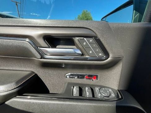 Used 2024 GMC Sierra 1500 AT4 w/ Technology Package AWD/4WD image 13
