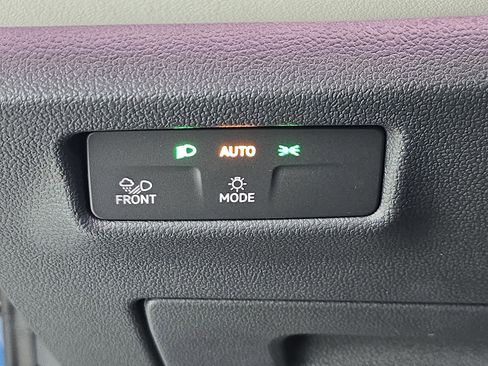 New 2026 Volkswagen Tiguan SEL R-Line image 24