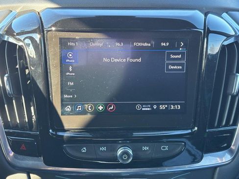 Used 2023 Chevrolet Traverse LT image 22