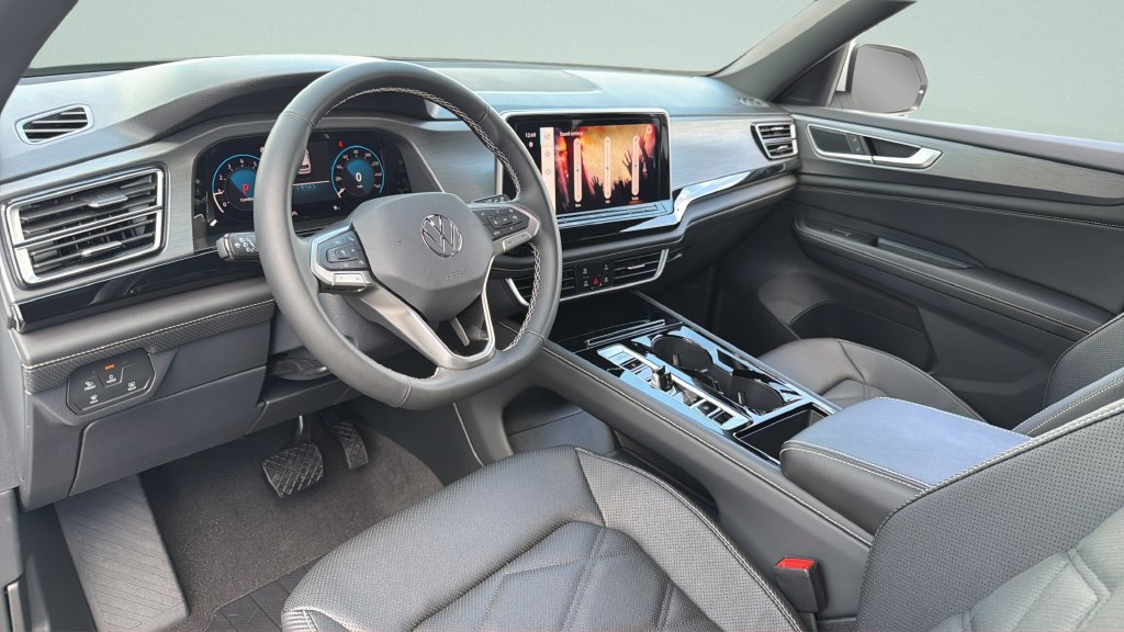 New 2026 Volkswagen Atlas Cross Sport SE FWD image 29