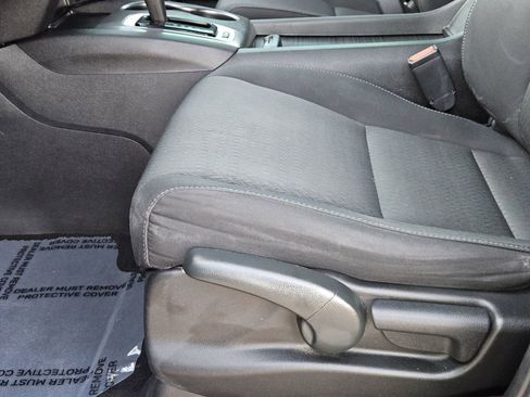 Used 2017 Honda Ridgeline Sport image 32