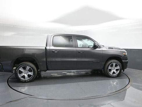 New 2026 RAM 1500 Express RWD image 15