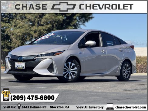 Used 2021 Toyota Prius Prime XLE image 1