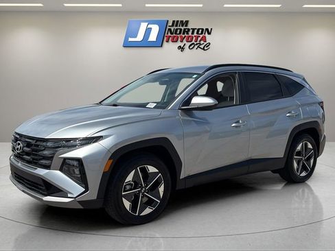 Used 2025 Hyundai Tucson SEL FWD image 1