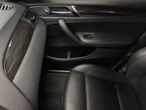 Used 2017 BMW X3 xDrive28i image 25