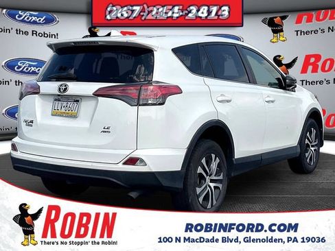 Used 2018 Toyota RAV4 LE w/ All Weather Liner Package AWD/4WD image 7