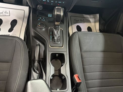 Used 2019 Ford Ranger XLT w/ Equipment Group 302A Luxury AWD/4WD image 18