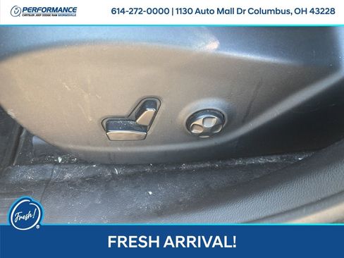 Used 2015 Jeep Cherokee Latitude w/ Comfort/Convenience Group image 18