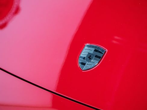 Used 2025 Porsche 911 Carrera GTS RWD image 22