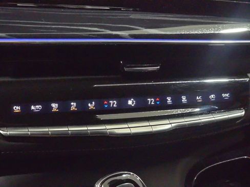 Used 2023 Cadillac Escalade ESV Sport w/ LPO, ONYX Package AWD/4WD image 20