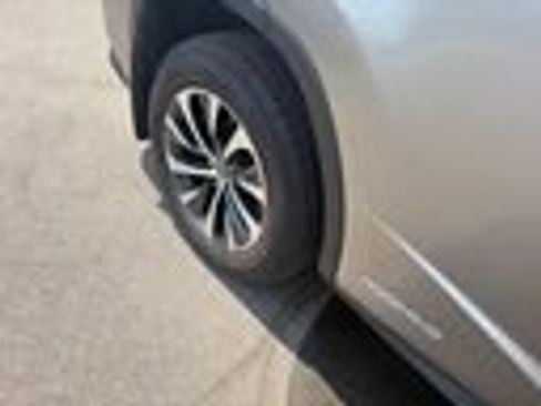 Used 2022 Lexus RX 450h AWD w/ Premium Package image 15