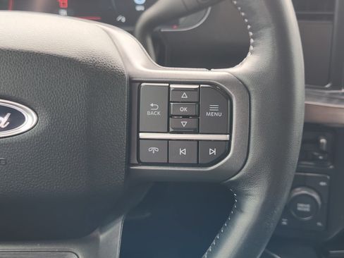 Used 2024 Ford F250 Lariat w/ Sport Appearance Package AWD/4WD image 28