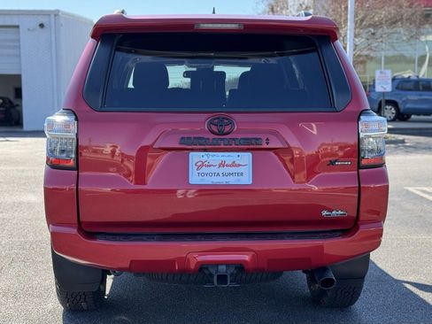 Used 2022 Toyota 4Runner SR5 Premium image 10