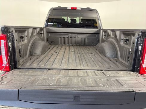 Used 2023 Ford F250 Lariat w/ Lariat Ultimate Package AWD/4WD image 28