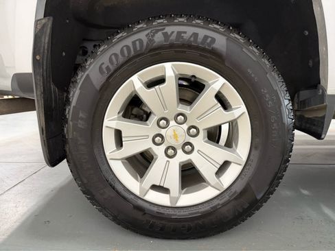 Used 2019 Chevrolet Colorado LT AWD/4WD image 10