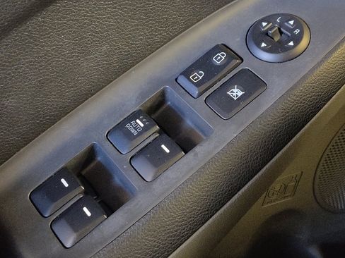 Used 2017 Kia Forte LX image 27