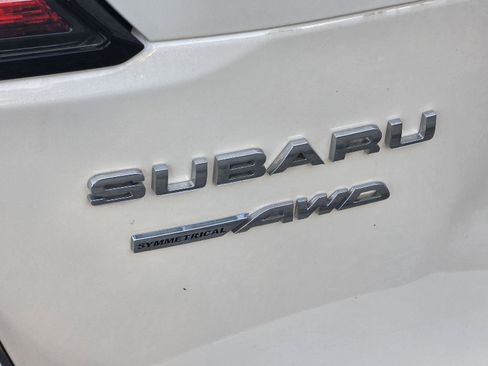 Used 2023 Subaru Outback Premium image 38