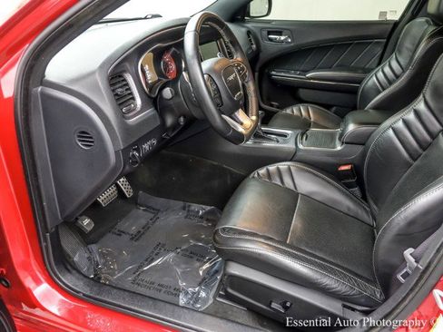 Used 2016 Dodge Charger SRT Hellcat w/ Harman/Kardon Audio Group RWD image 12