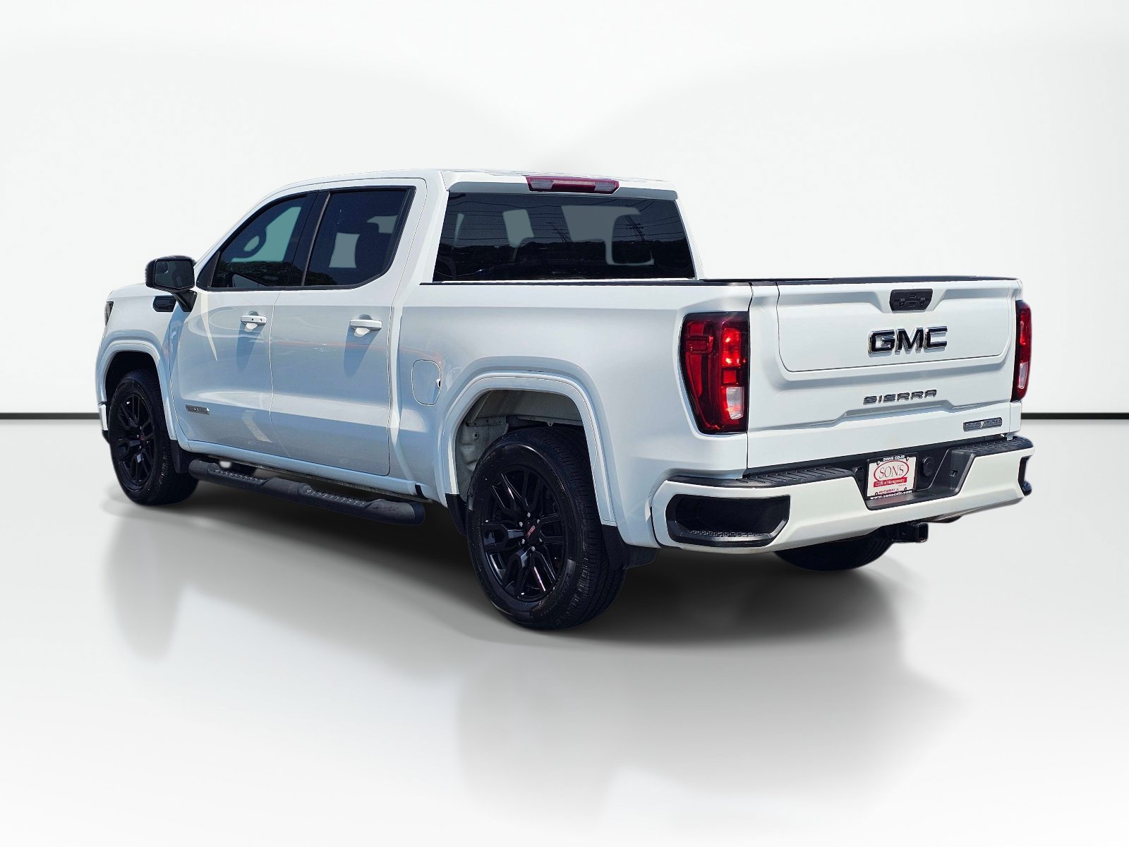 Used 2022 GMC Sierra 1500 Elevation RWD image 12