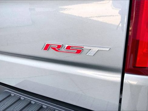 Used 2023 Chevrolet Silverado 1500 RST AWD/4WD image 22