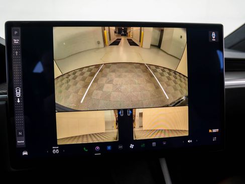 Used 2023 Tesla Model X Plaid image 23