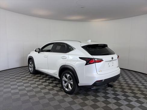 Used 2017 Lexus NX 300h AWD w/ Premium Package image 8