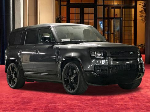 New 2025 Land Rover Defender 110 X-Dynamic SE image 8