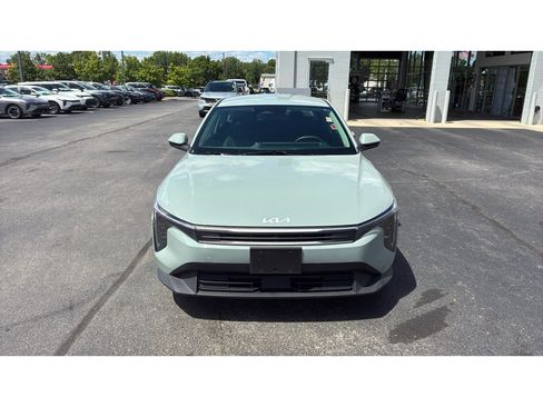 Used 2025 Kia K4 FWD image 33