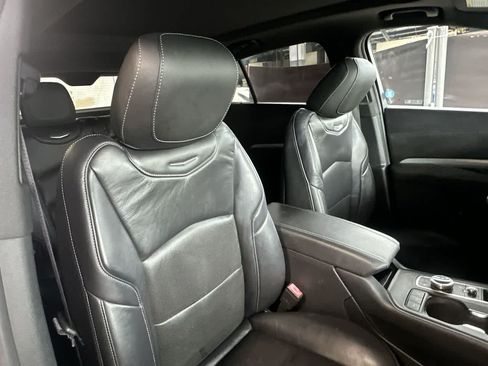 Used 2020 Cadillac XT4 Premium Luxury FWD image 27