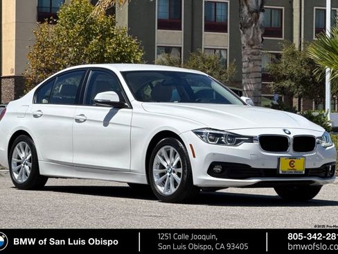 Used 2018 BMW 320i Sedan RWD image 1