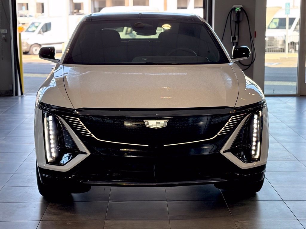 Used 2024 Cadillac Lyriq Sport w/ LPO, Floor Liner Package RWD image 18