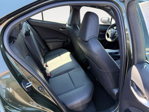 Used 2023 Lexus UX 250h FWD w/ Accessory Package (Z2) image 18